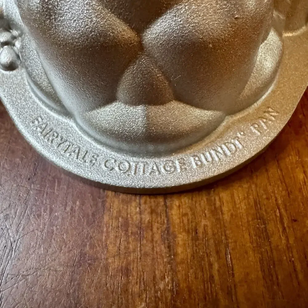 Nordic Ware Bavaria Cottage Bundt Cake Pan Mold Cast Aluminum 10 Cup USA